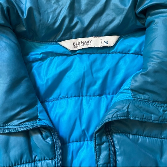 Old Navy Women’s Puffer Quilted Medium Zip Jacket - Picture 3 of 5